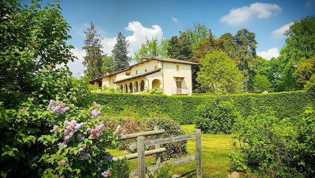 Le 5 Frecce Villa Cavour Bagian luar foto