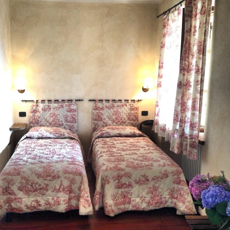 Le 5 Frecce Villa Cavour Ruang foto