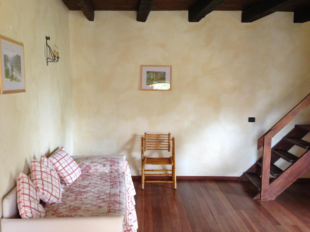 Le 5 Frecce Villa Cavour Ruang foto