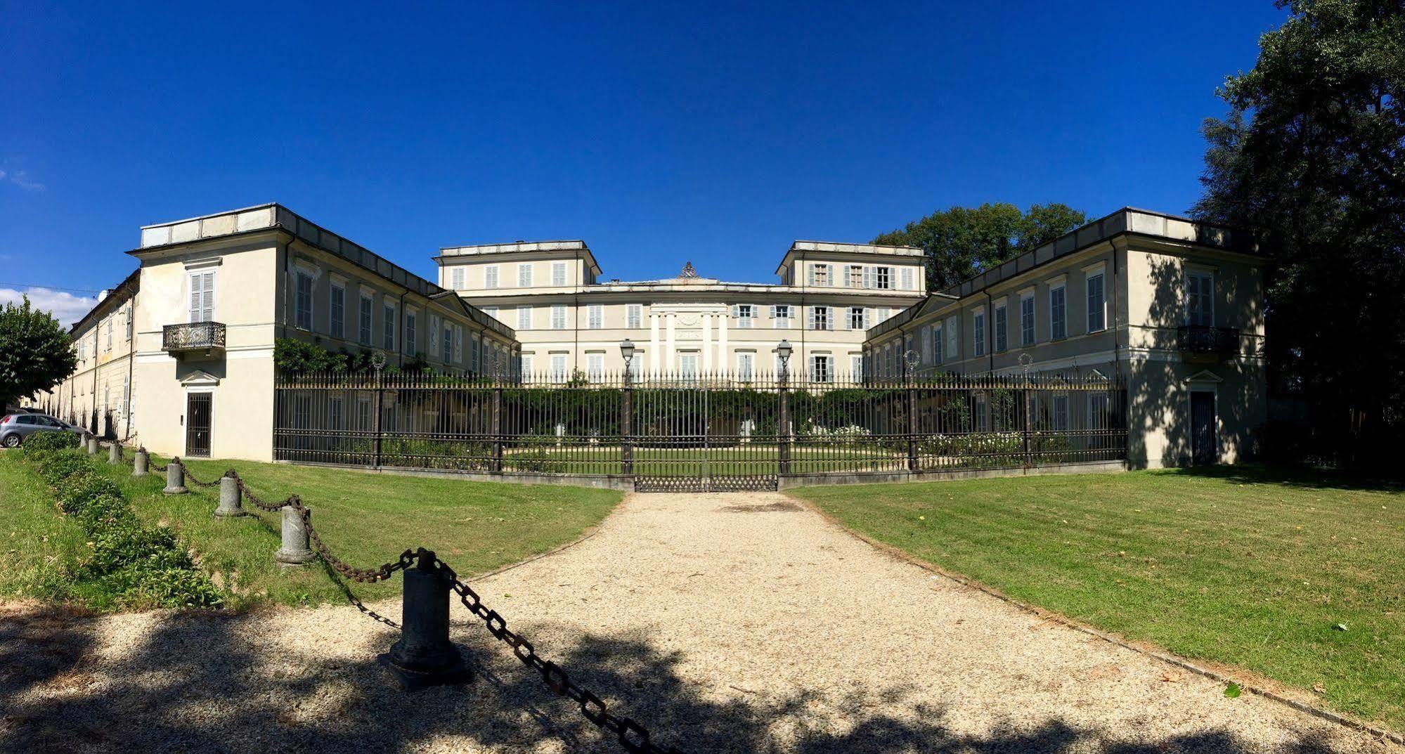 Le 5 Frecce Villa Cavour Bagian luar foto