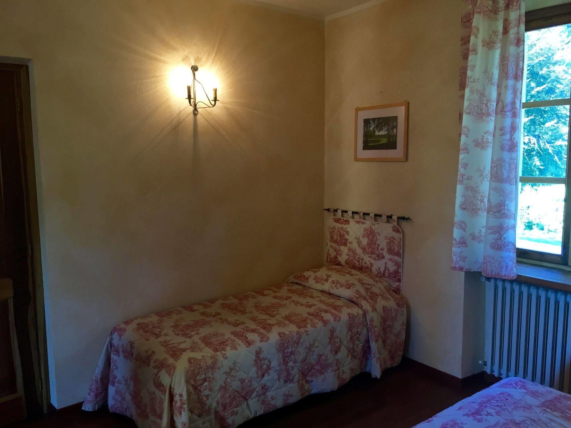 Le 5 Frecce Villa Cavour Bagian luar foto