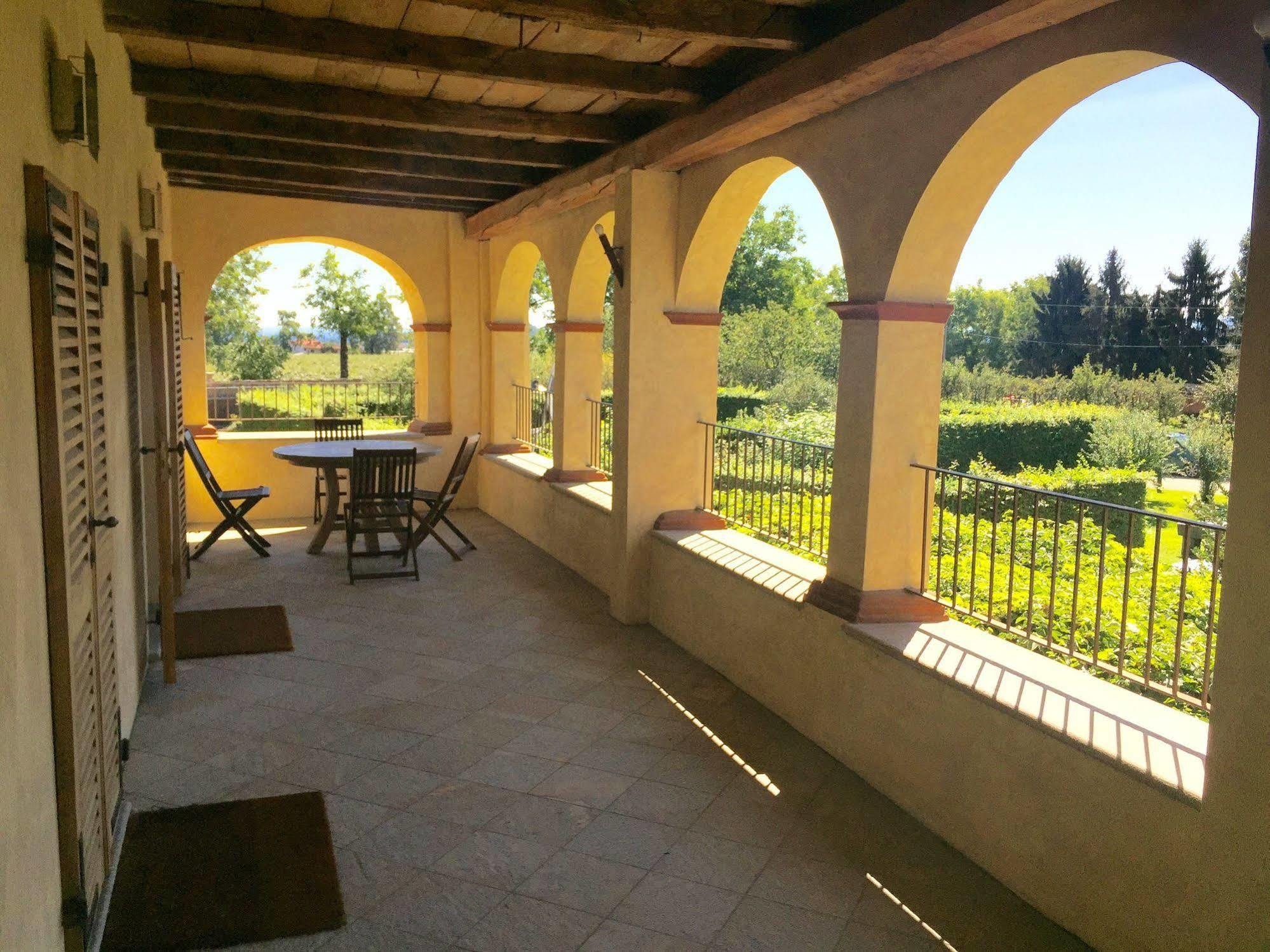 Le 5 Frecce Villa Cavour Bagian luar foto