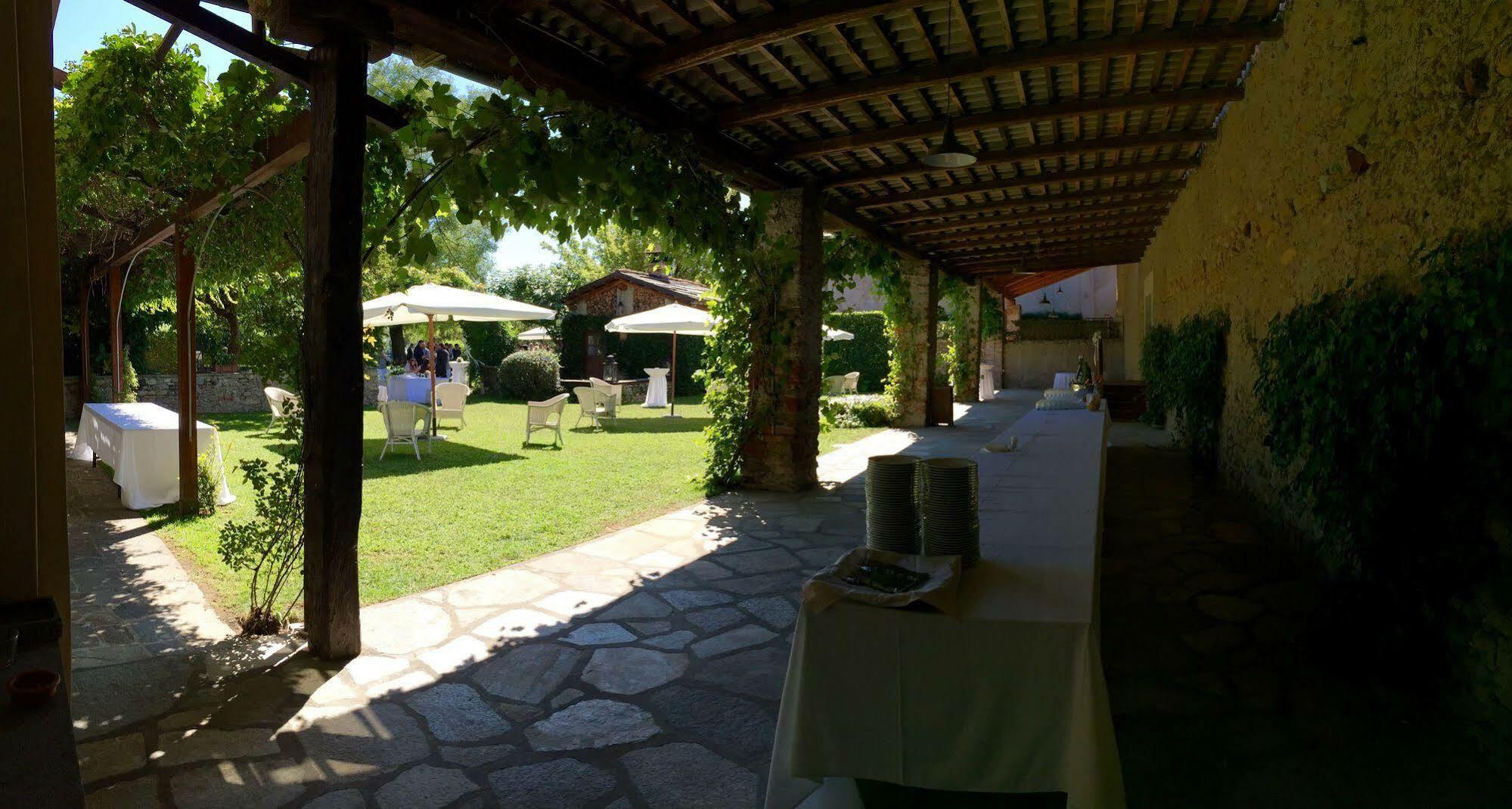 Le 5 Frecce Villa Cavour Bagian luar foto